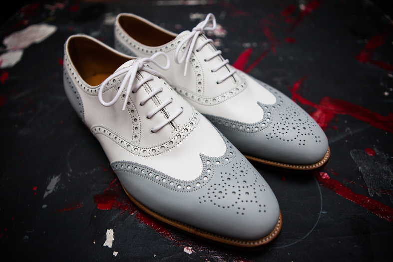 Oxford Two Tone Wing Tip Brogue Toe White Gray Magnificent Leather Lace up Shoes