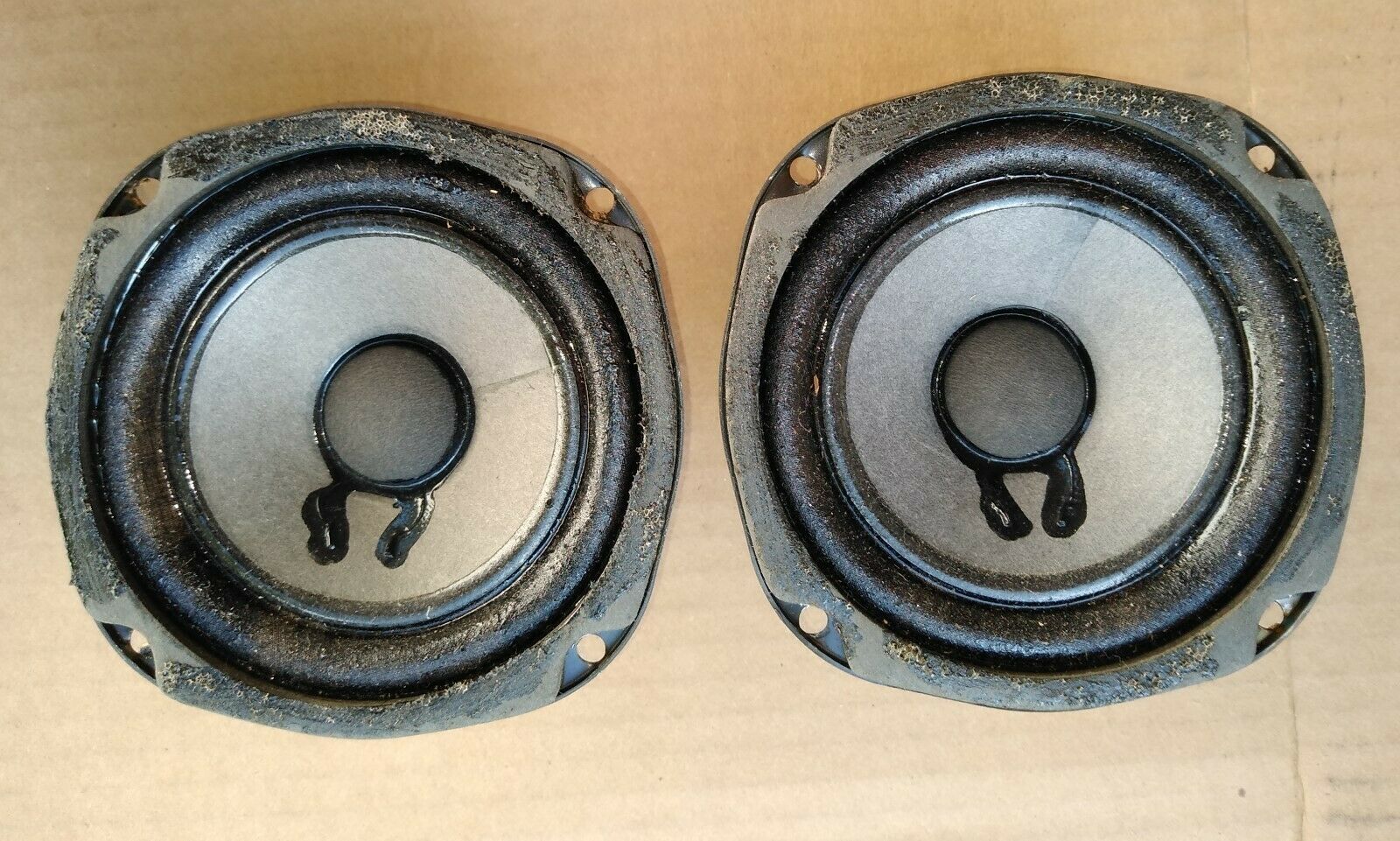 Used vintage rtr speakers for Sale | HifiShark.com