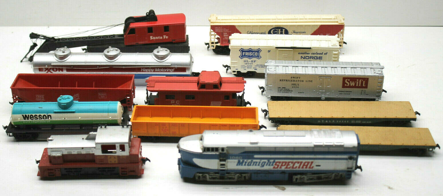 Vintage 1970's Tyco HO Scale Train Engines Parts