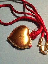 Estee Lauder LOVE HEART 2011 Solid Perfume Compact and Necklace - FREE S... - $30.00