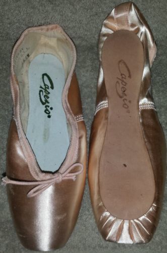 Capezio Youth Teknik 200C NPK Pink Full Sole Ballet Shoe Size 1B 1 B 