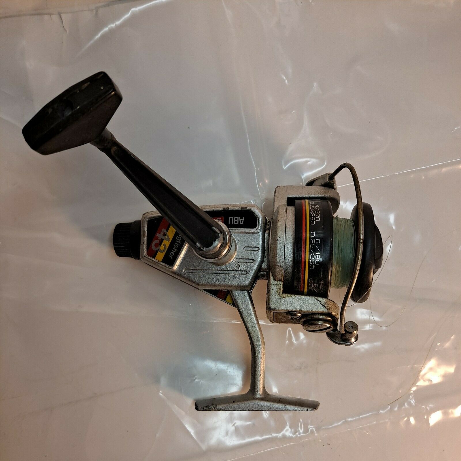 Vintage Abu Garcia Kingfisher 43 Spinning Reel works great. Free fast