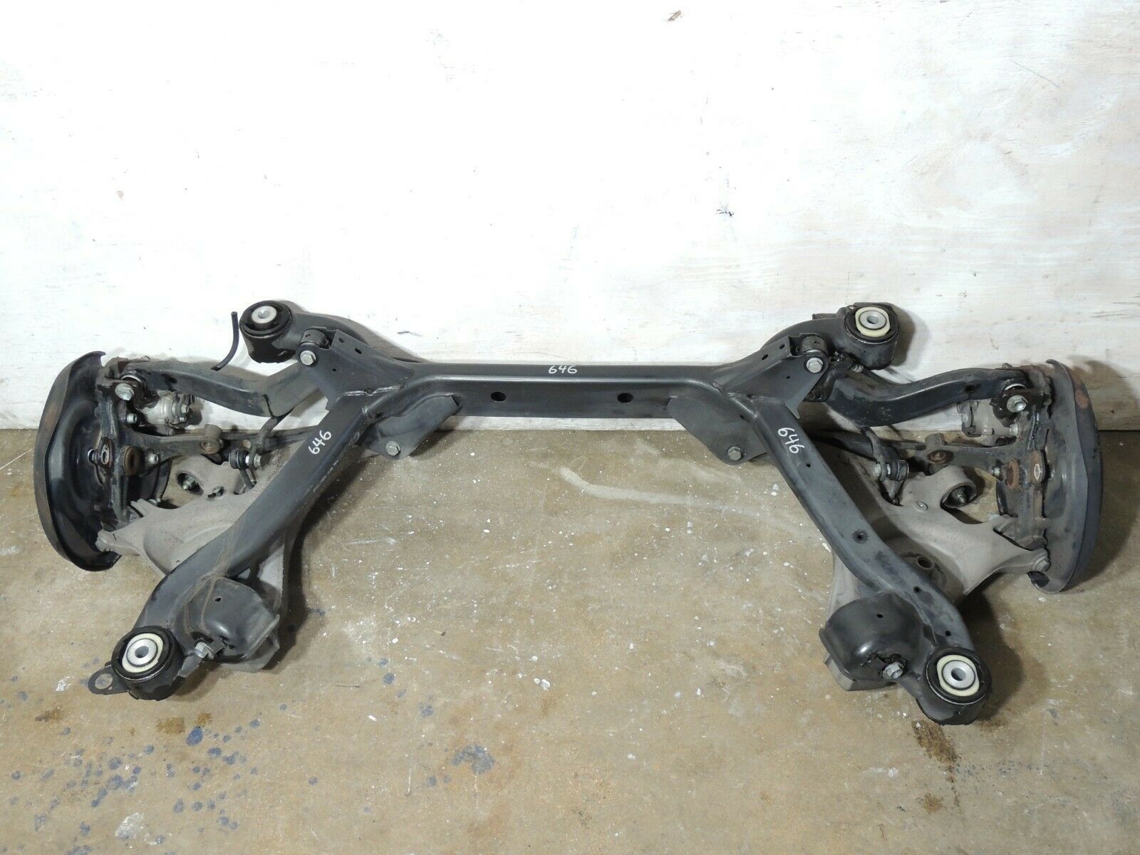 2007 B7 Audi A4 Subframe K Frame Independent Rear Suspension Assembly