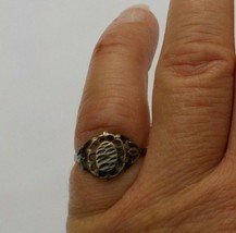 Etched Silver Toned Ring Sz 5.25 Delicate Fashion Jewelry - $9.99