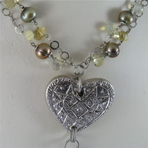 .925 SILVER RHODIUM NECKLACE 17,72 In, GREEN PEARLS, HAMMERED CENTRAL HEART. image 4