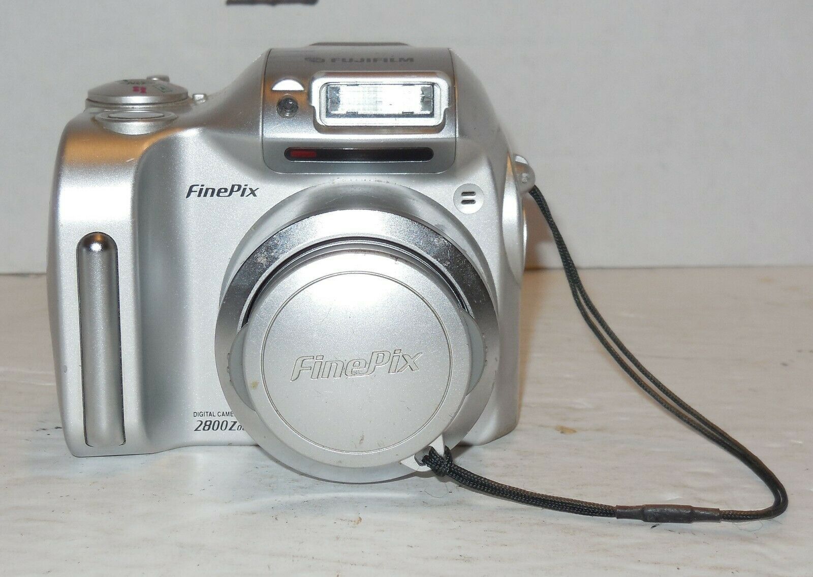 zonsopkomst Intuïtie Springen Fujifilm FinePix 2800 Zoom 2.0MP Digital and 13 similar items