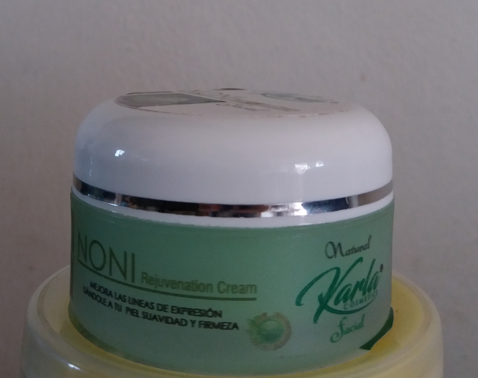 Noni juice rejuvenation Face cream 2 oz set of 2 Dominican Republic ...