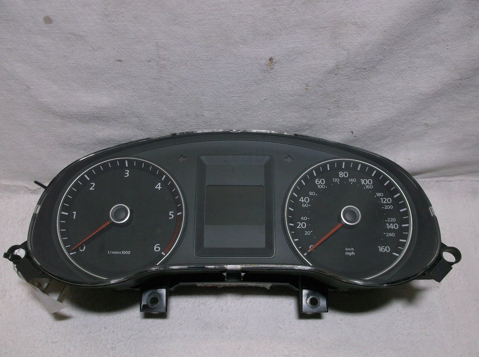 2013..13 VOLKSWAGEN/VW JETTA TDI 19K SPEEDOMETER/INSTRUMENT/GAUGE