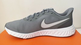 Nike Women&#39;s Revolution 5 Running Shoe Size - 11.5 - Super Comfort Feel - $39.27