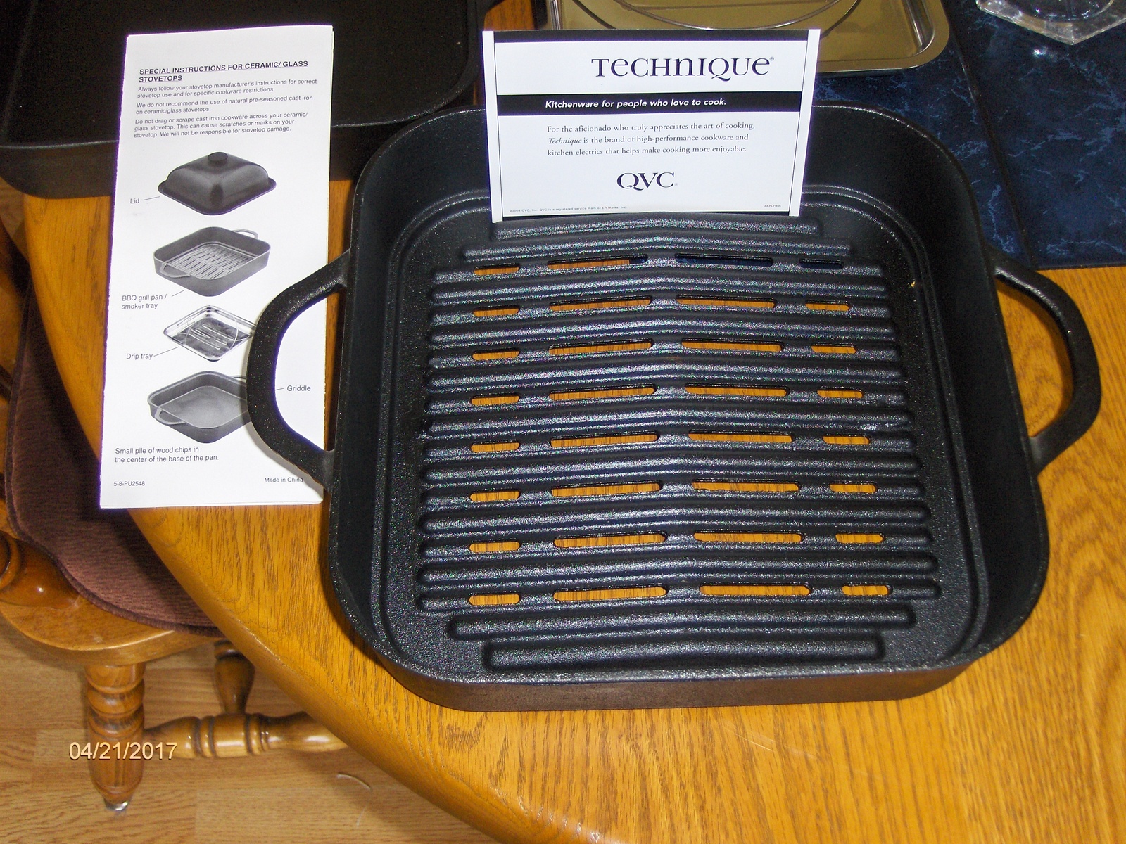 Technique Cast Iron 11 inch BBQ Grill Pan Smoker Square Dutch Oven Pot
