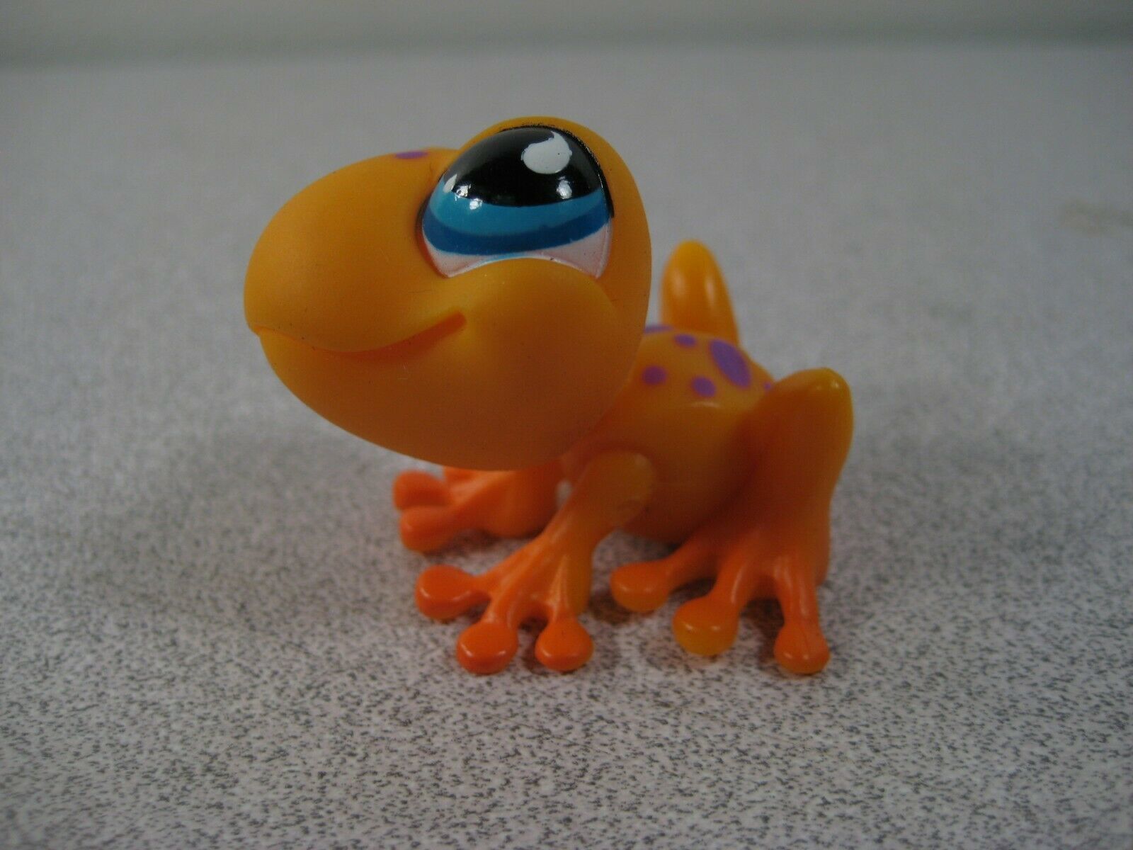 874 Orange Tree Frog Littlest Pet Shop Genuine LPS Littlest Pet Shop