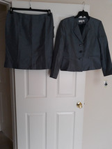 Kasper Precious Metals Navy/Gray Collarless Three Button Skirt Suit Peti... - $74.24