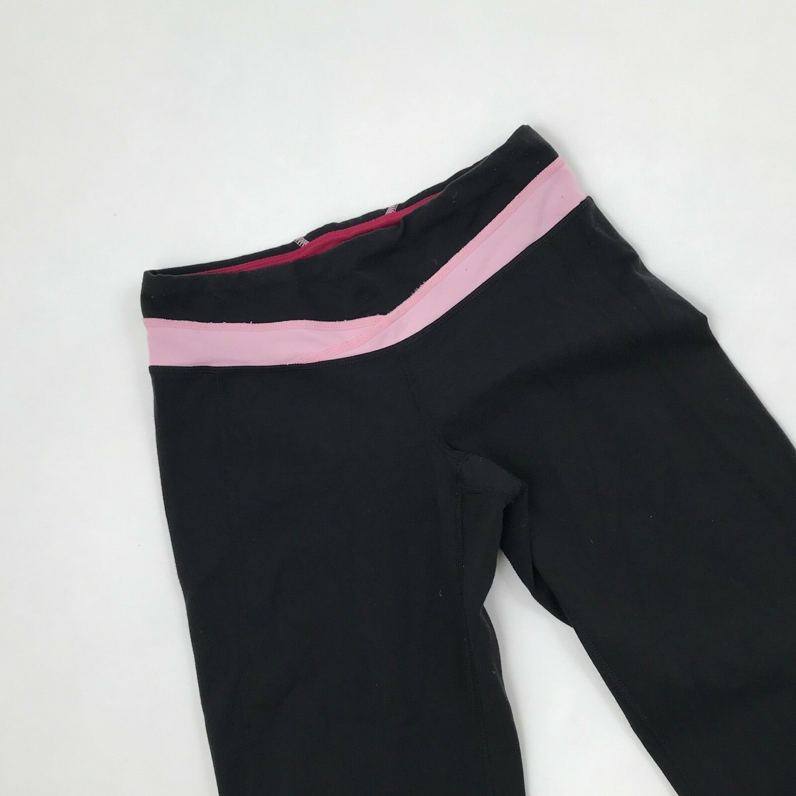 Lucy Powermax cropped workout pants black - small  Crop workout pants,  Workout pants black, Black pants
