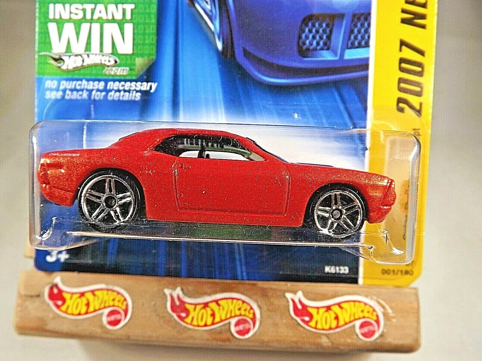 Hot wheels dodge challenger