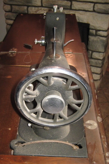 National Sewing Machine Co. Vibrating Shuttle Hand Wheel - Machine