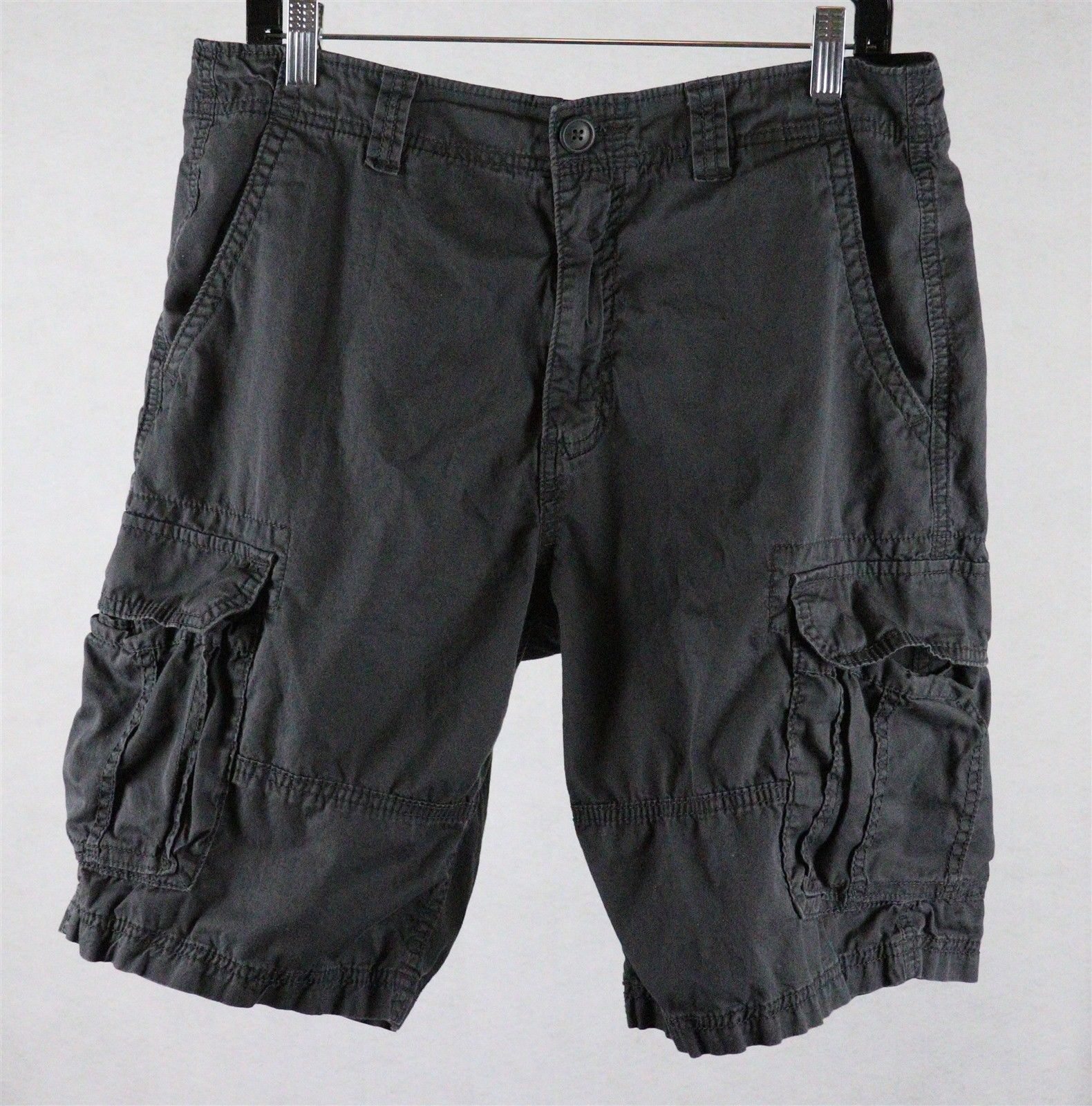 Old Navy Mens Cargo Shorts Tag Size 33, Measures 33 x 10 - Shorts