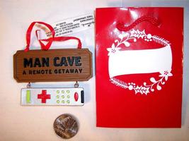 Hallmark Christmas Ornament & Gift Bag Set Man Cave a remote getaway - $13.99