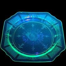 Hocking&#39;s Princess green depression glass, square plate (uranium vaseline) - $25.95
