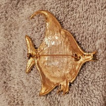 Angelfish Brooch, Enamel on Gold Tone Metal, Shimmering Red Green Fish Pin image 6