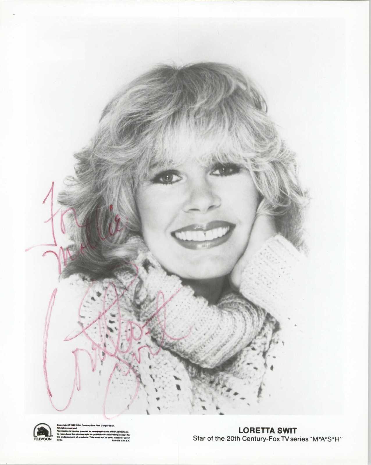 Loretta Swit Signed Autographed Glossy 8x10 Photo - Photographs