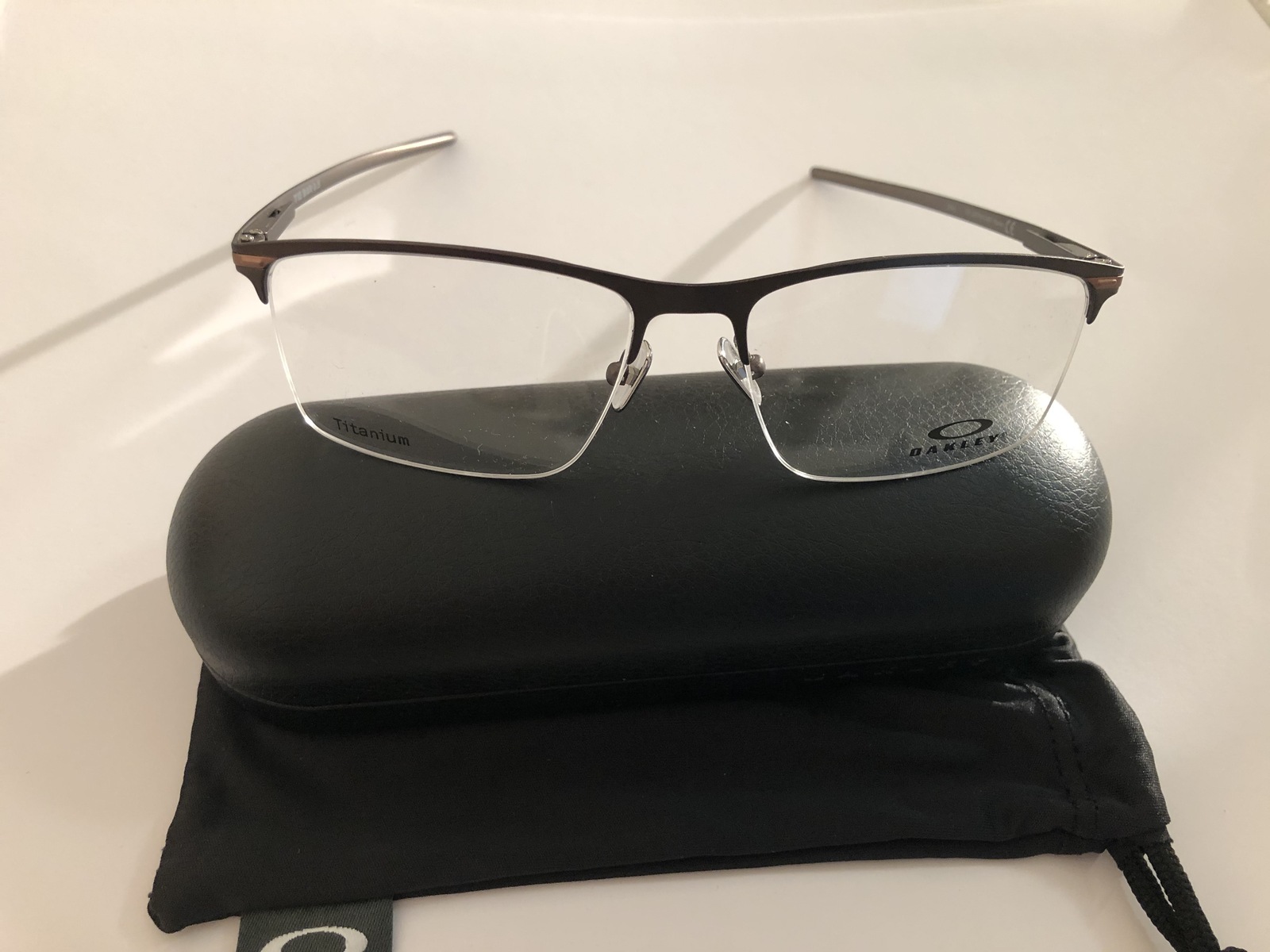 Oakley Ox5140 Tie Bar 0 5 Eyeglasses Eyeglass Titanium Frames 56 16 140 Eyeglass Frames 