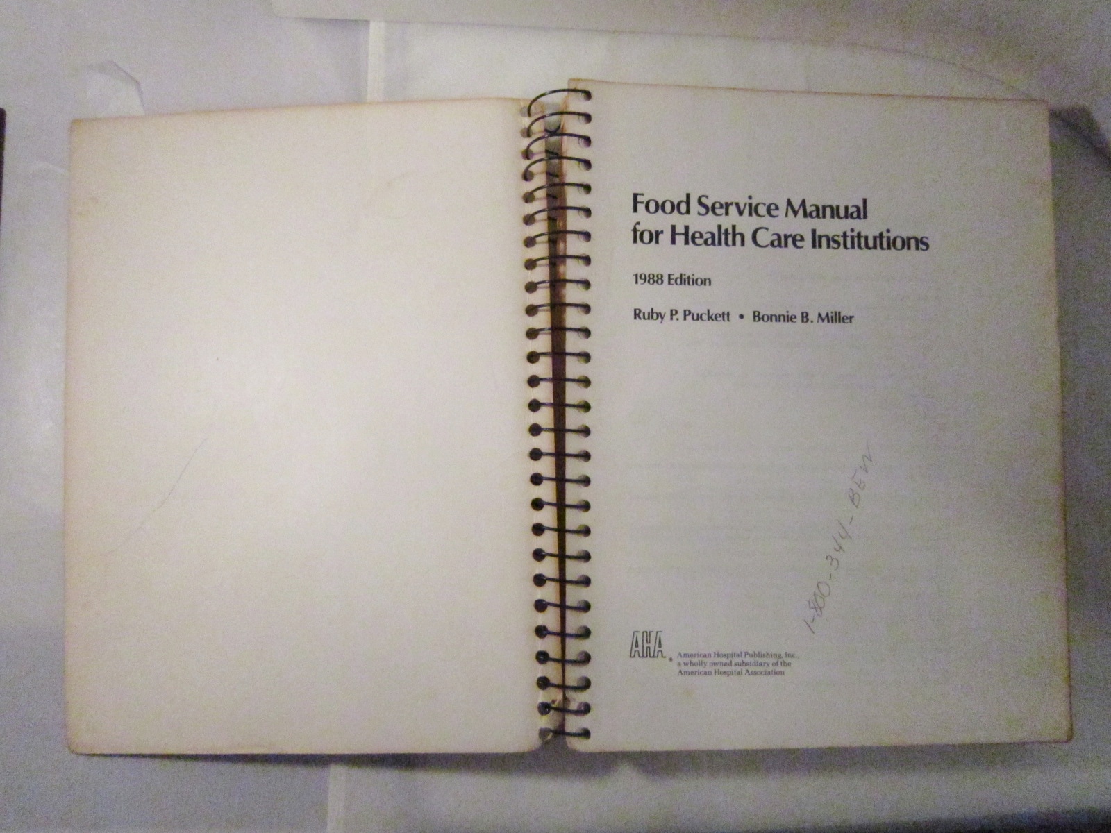 Food Service Manual For Health Care Institutions 1988 Puckett Miller 
