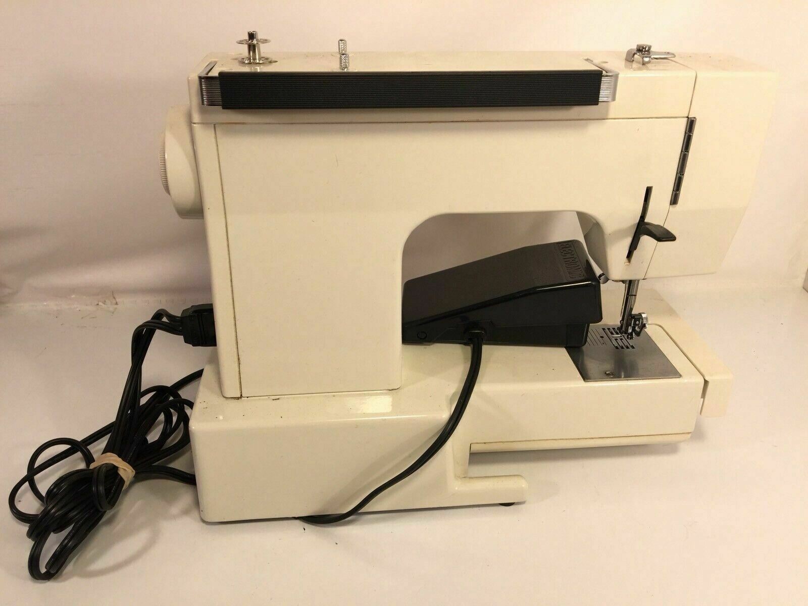 White Company Sewing Machine Vintage Model 1477 Machines