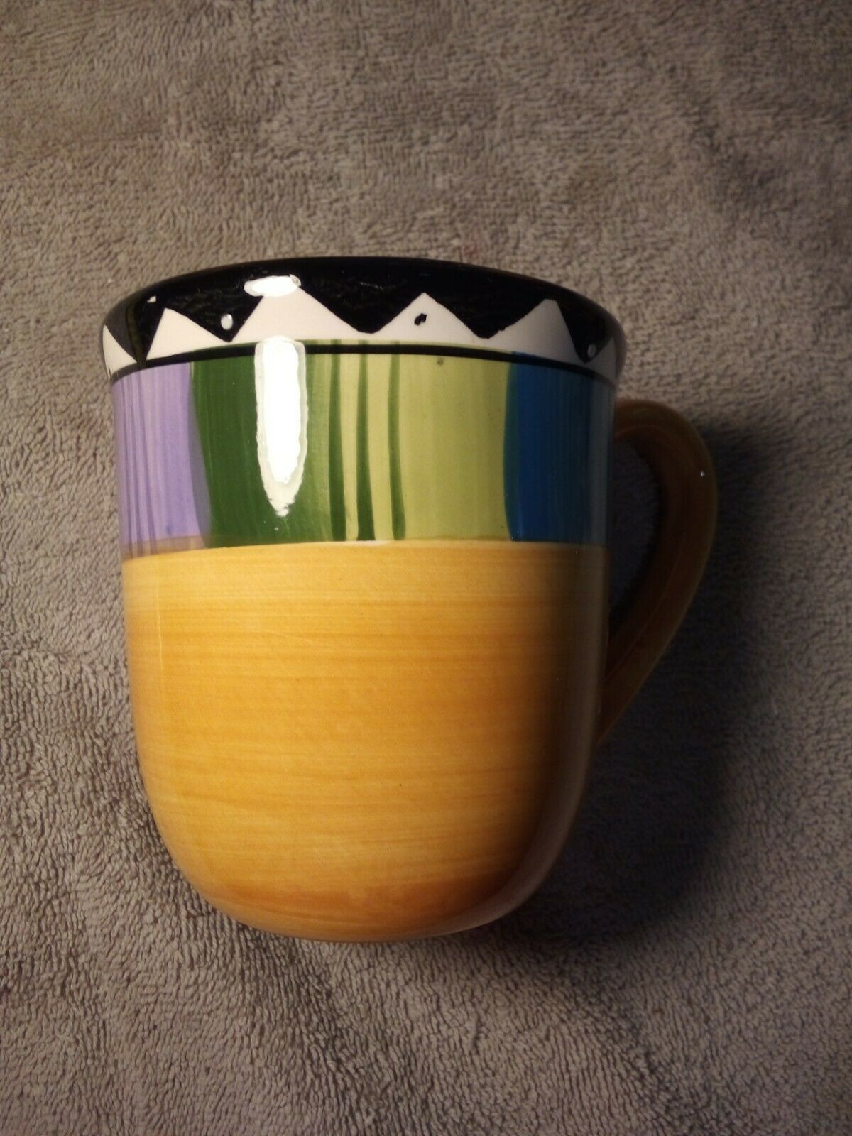 (6) GIBSON ELITE COFFEE MUGS / CUPSLARGEYELLOWSTRIPEDFREE SHIPVGC Mugs