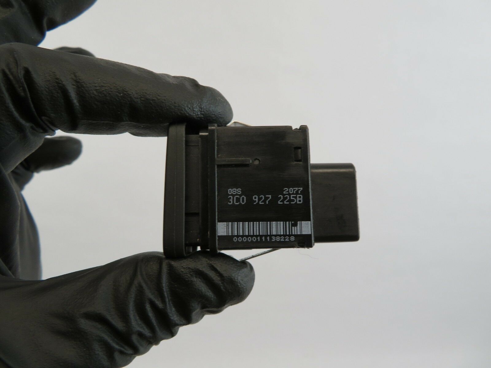 3808W VW PASSAT 06 07 08 09 10 OEM PARK PARKING BRAKE SENSOR CONTROL