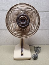 Vintage SANYO 10" Oscillating Blade Desk Table Fan 2 Speed EF-C92 - WORKS GREAT!