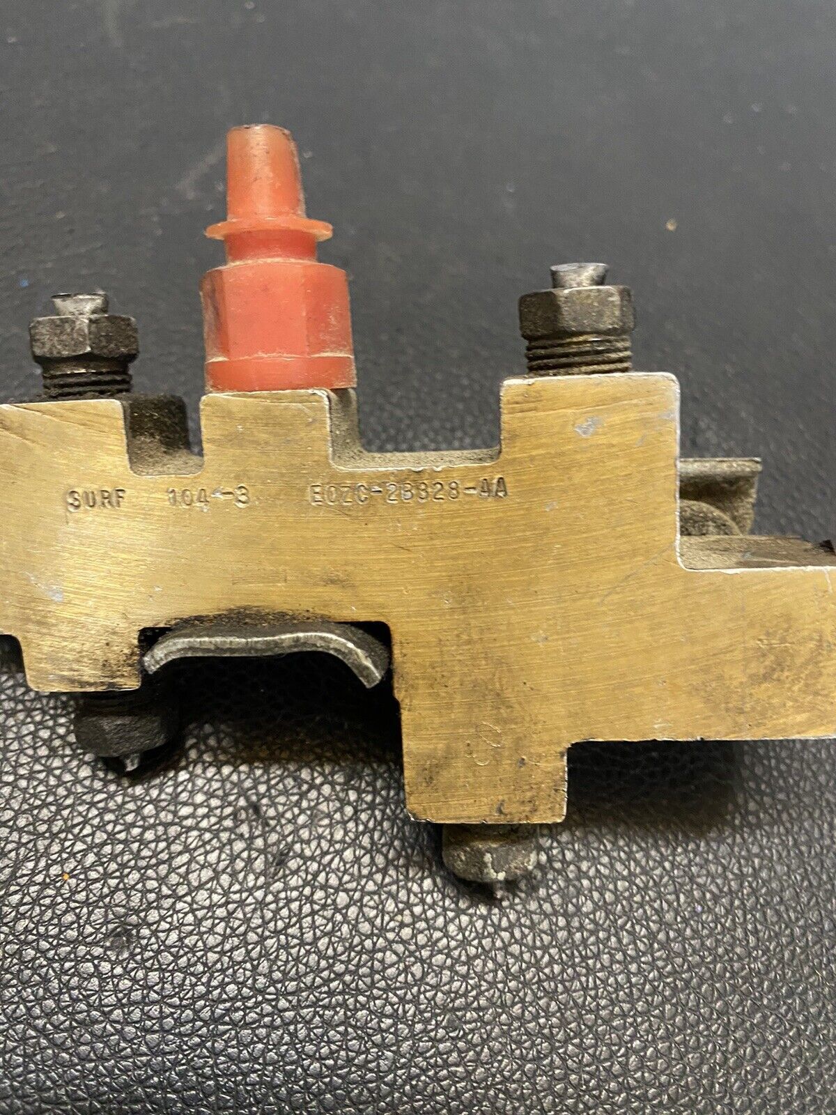 OEM 198086 Ford Mustang Brake Proportion Valve Fox Body E0ZC2B328AA