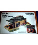 HO TRAIN - Tyco Structure  HO Trains  Lighted Freight Station - $23.00