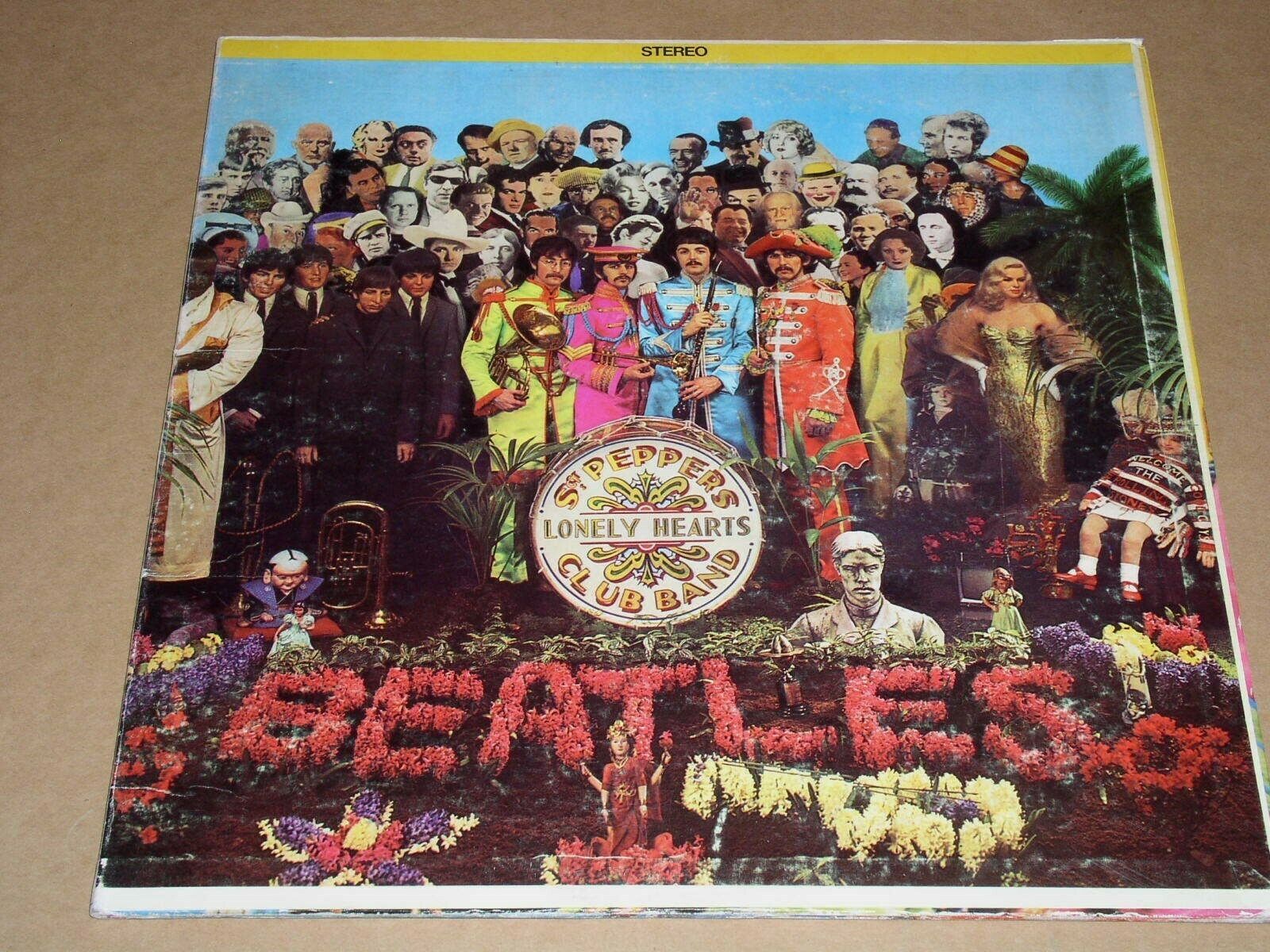 The Beatles Sgt. Peppers Lonely Hearts Club Band Record Album Vinyl ...