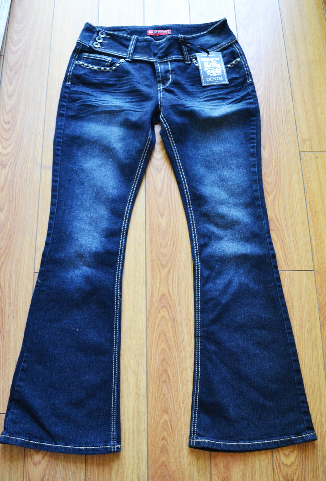 Red Rivet Denim Jeans Juniors Size 15 Jeans