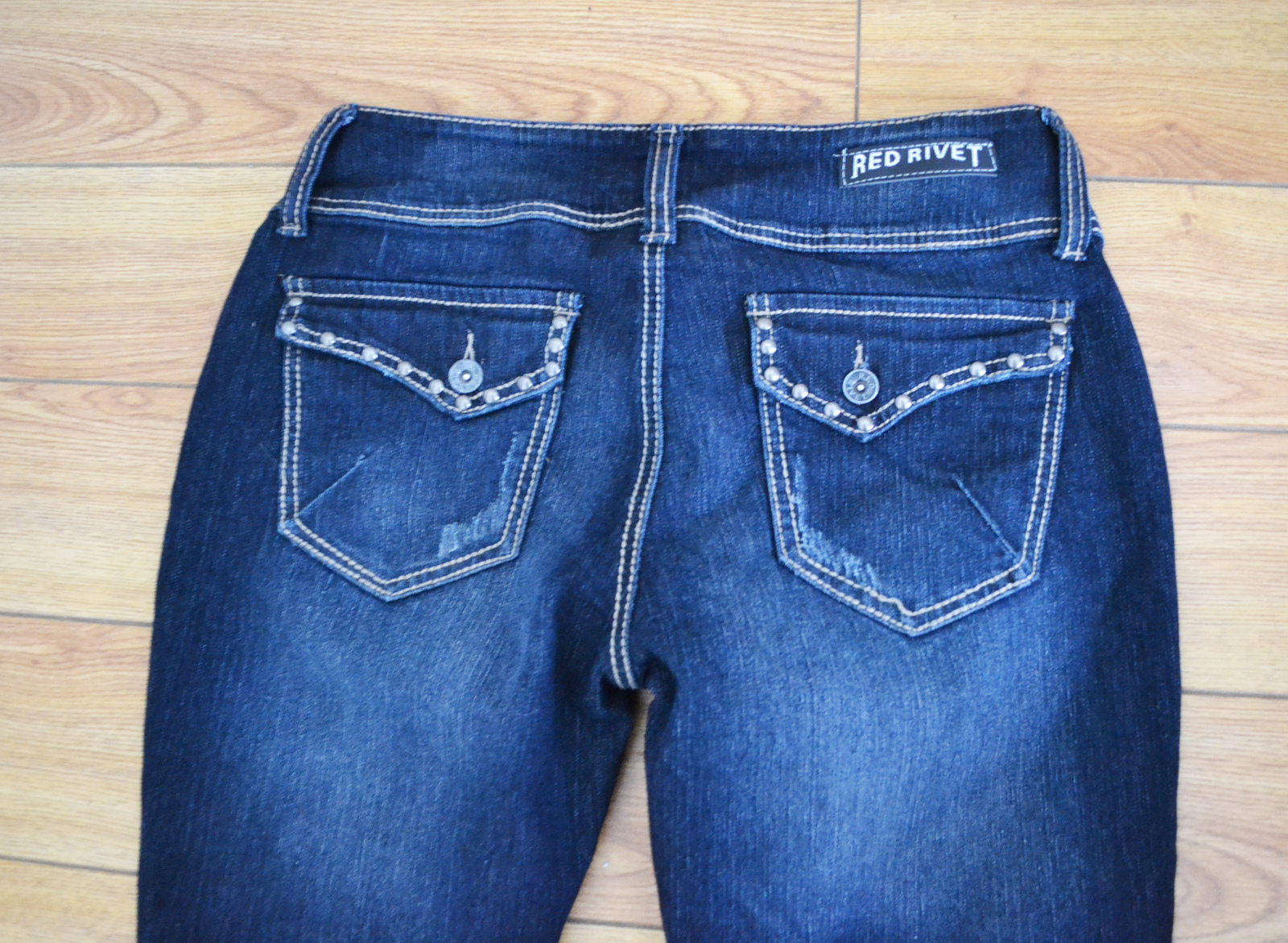 Red Rivet Denim Jeans Juniors Size 15 - Jeans