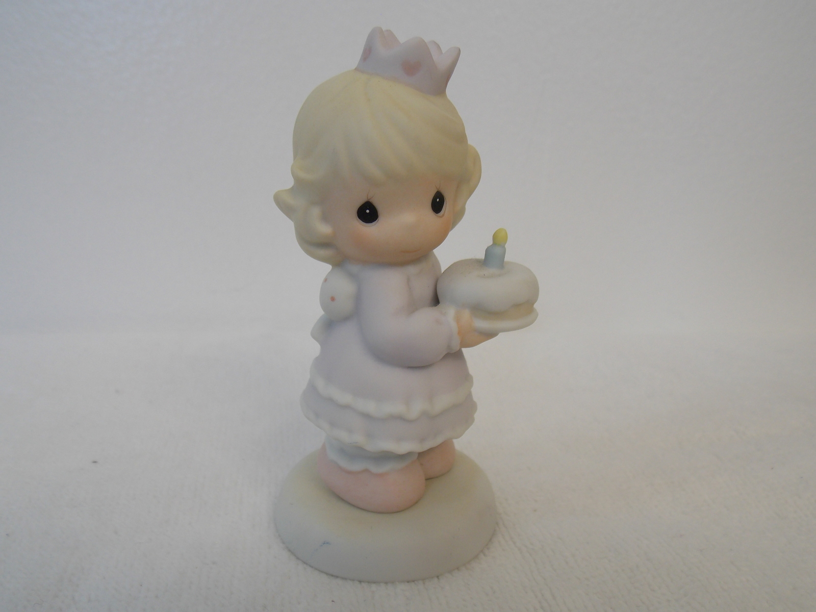 1996-precious-moments-birthday-wishes-with-hugs-kisses-figurine