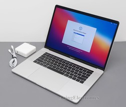 Apple MacBook Pro A1707 15.4" Core i7-7820HQ 2.9GHz 16GB 512GB SSD MPTR2LL/A image 1
