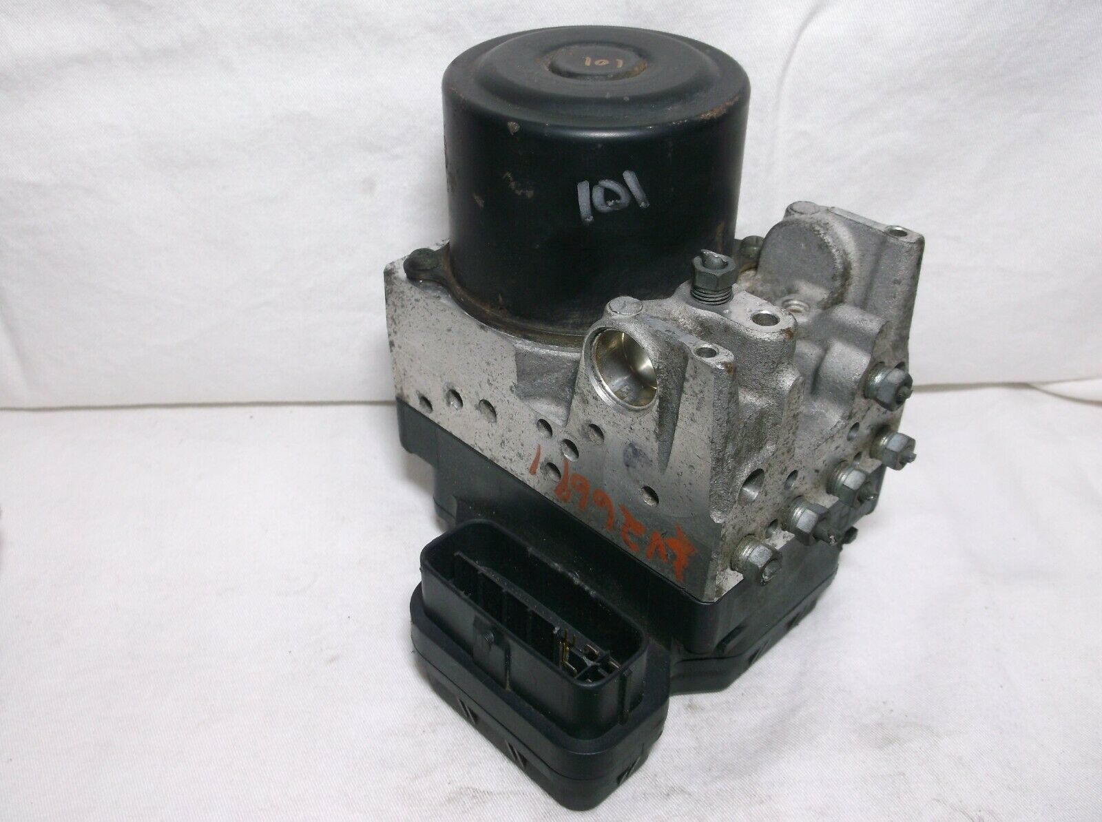 0405 TOYOTA RAV4/ 4x4/ A.B.S/ ANTILOCK BRAKE PUMP/ MODULE/ ACTUATOR ABS System Parts