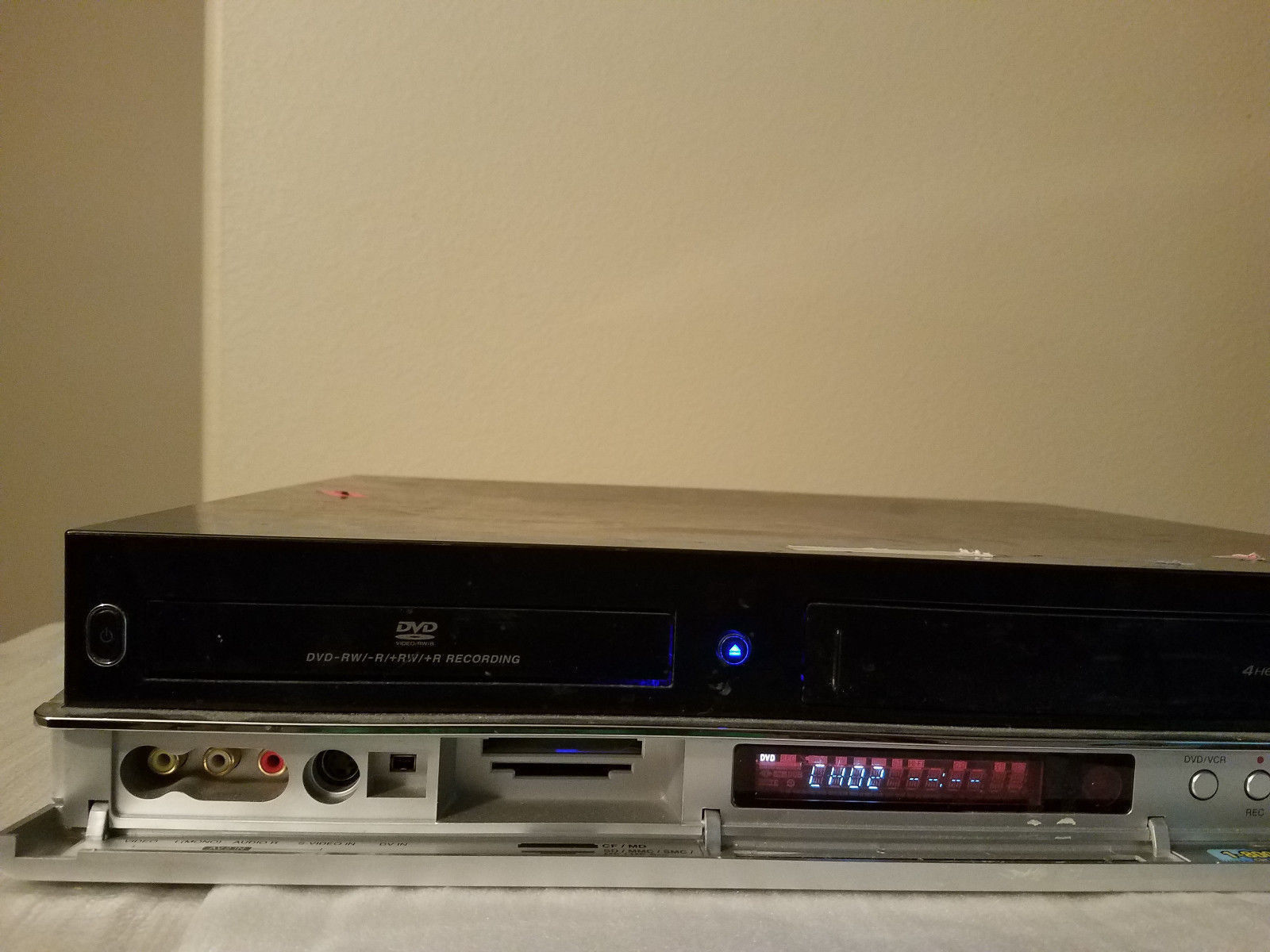 LG DVD Recorder VCR VHS Combo 1200W 5.1 Ch and 50 similar items