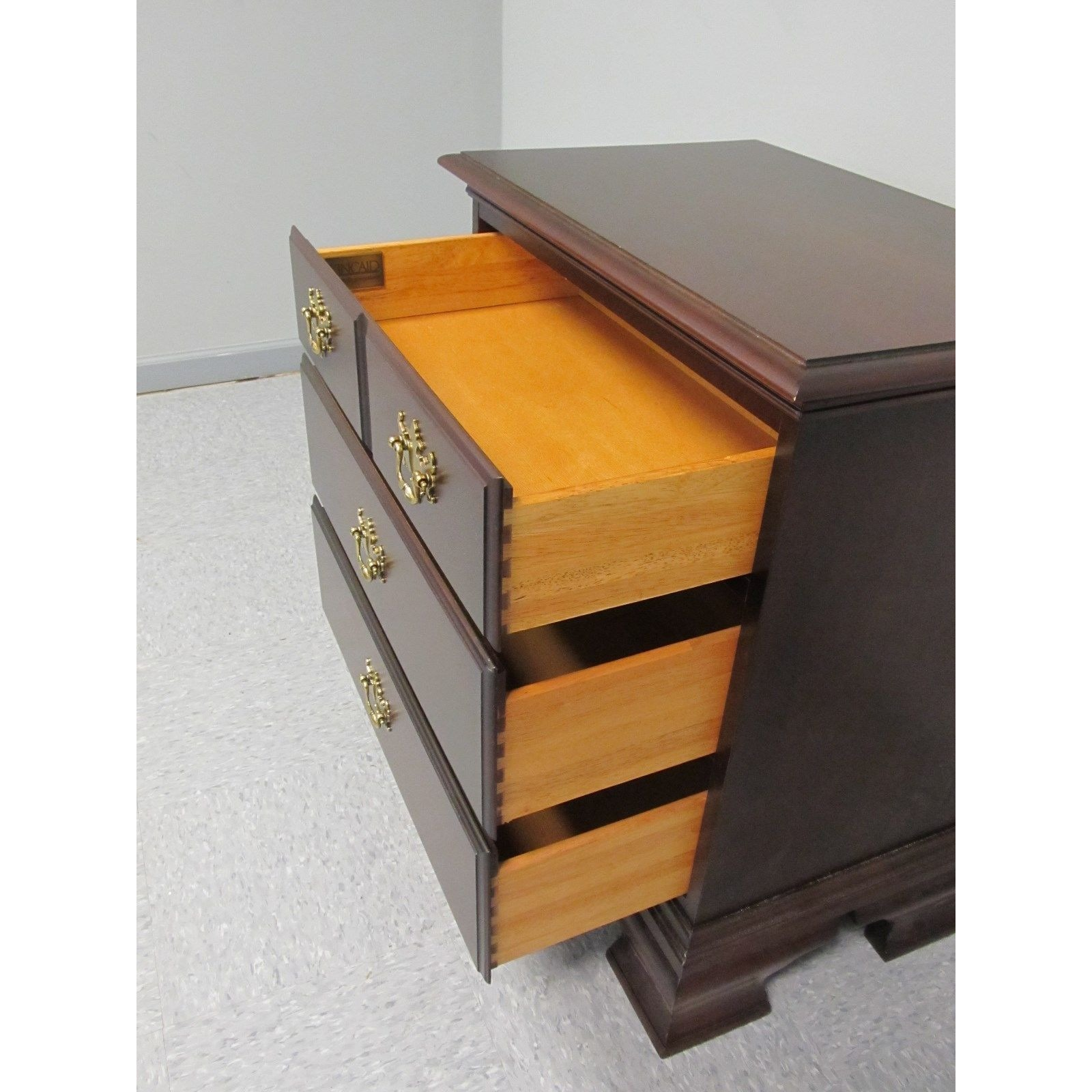 Kincaid Carriage House Cherry Nightstand Bedside Chest 60141 Sample Nightstands