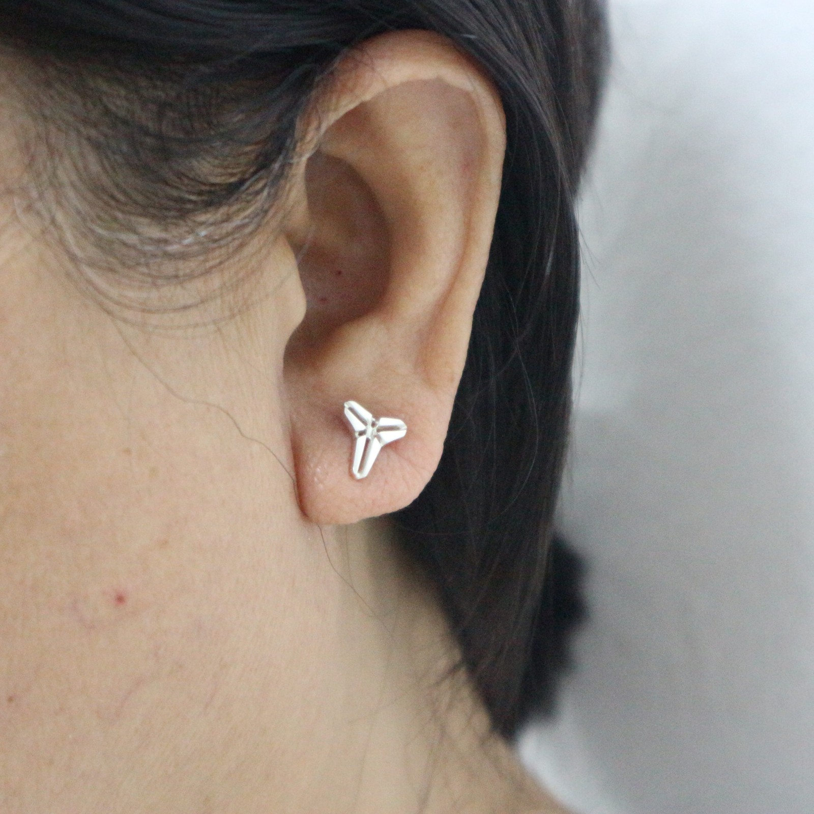 Sterling Silver Kobe Bryant Stud Earrings - Basketball Lovers Earring