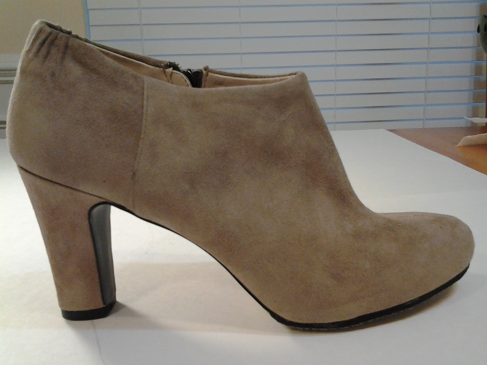 Anne West Beige Ankle Boots, US Women's Shoe Size 8, fashionable - Boots