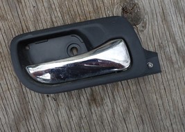 2003-2005 Honda Accord LX 4dr >< Inside Door Handle >< Right Rear Door - $11.62