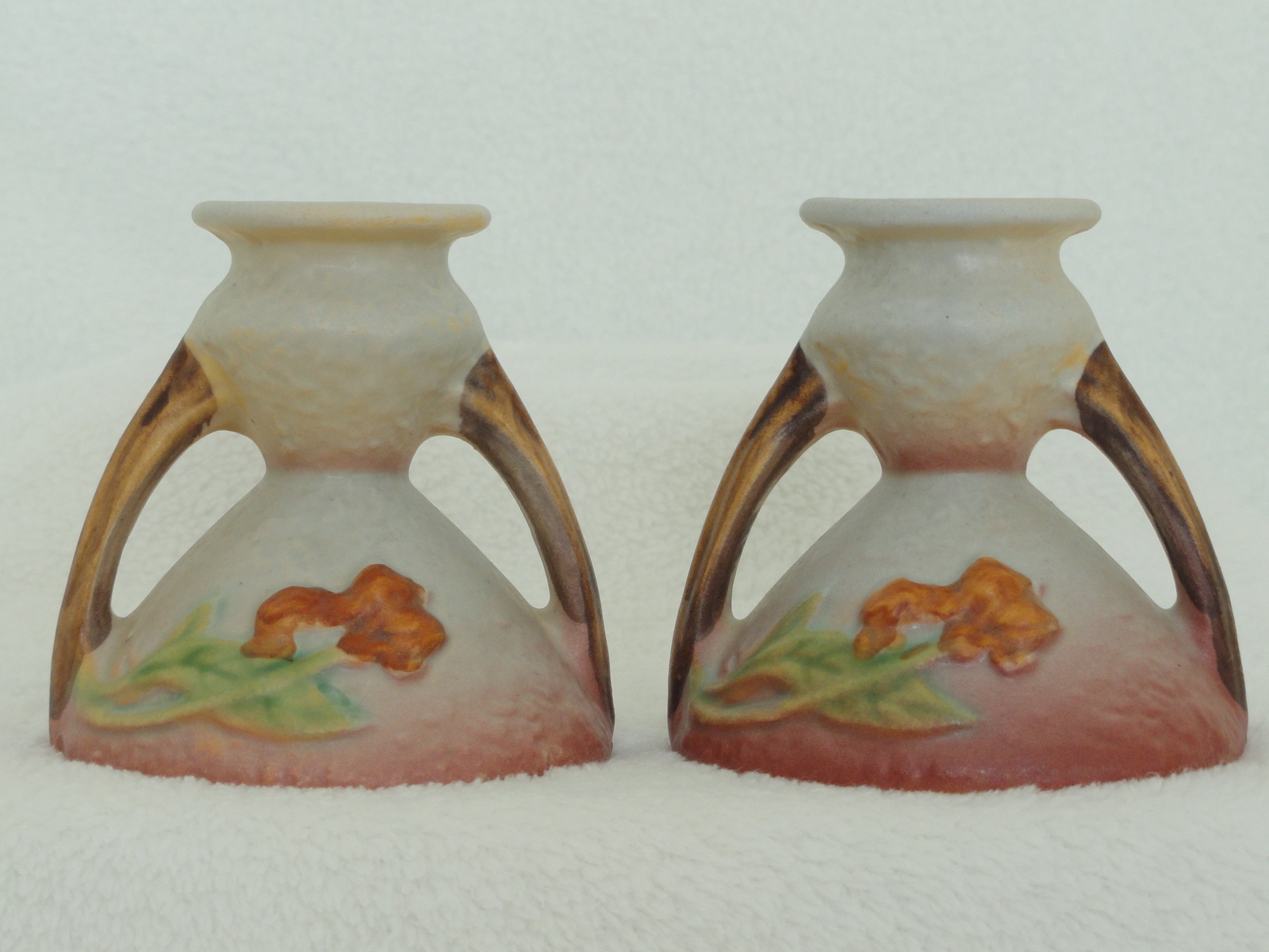 Roseville USA Art Pottery Vintage Bittersweet Gray Candleholders 8513 Roseville