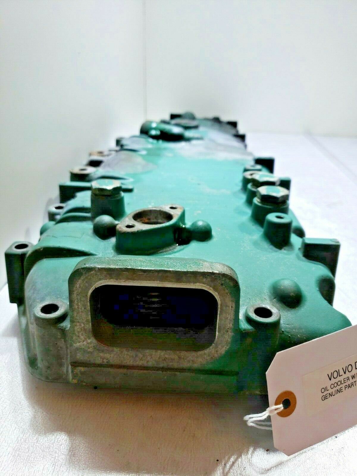 OIL COOLER HOUSING & OIL COOLER VOLVO D13 20742946 / 21420521 OEM