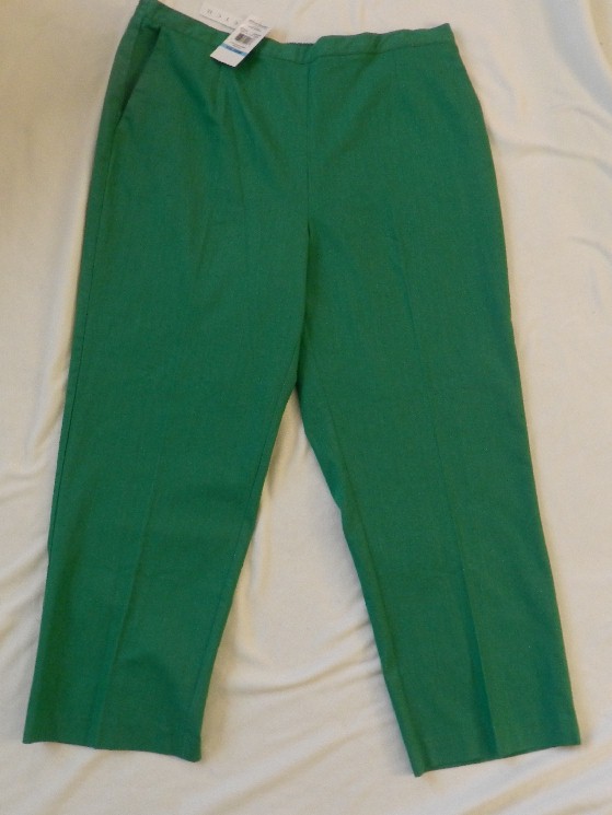 Alfred Dunner Cool Breeze Sz 20W Green Pants NWT - Pants