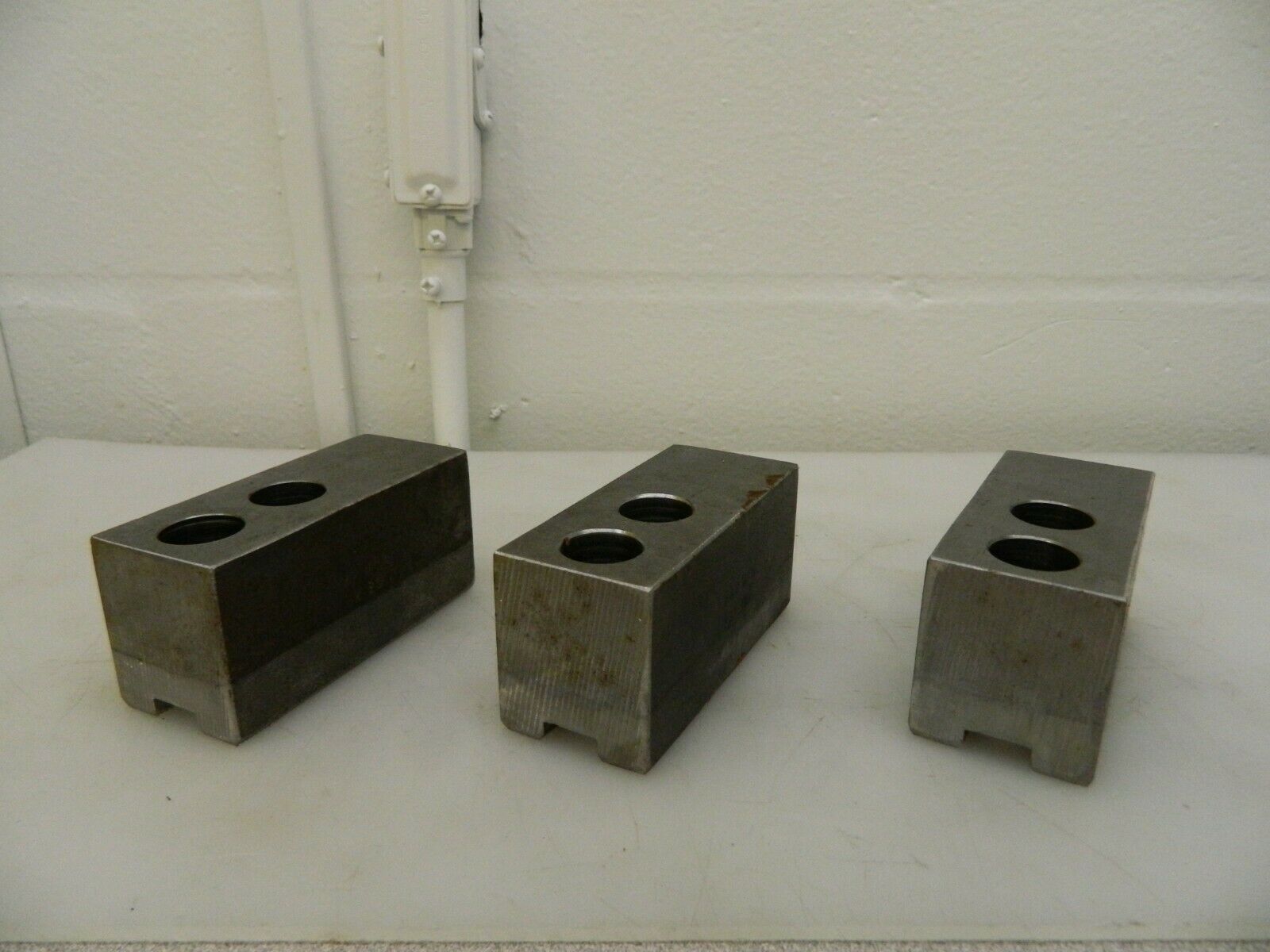 H & R Mfg Square Soft Lathe Chuck Jaws 1.5mm x 60° Serrated Attachment