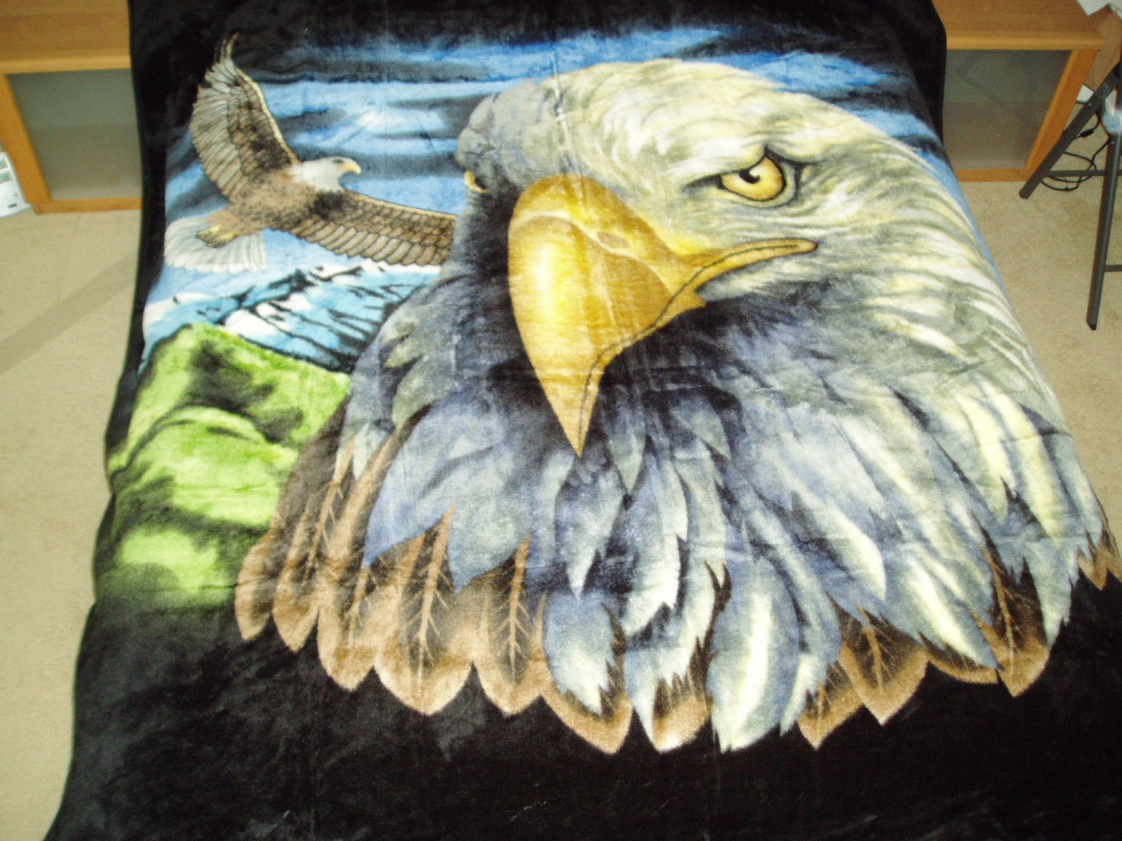 Bald Eagle, Mink Style Soft & Warm Queen Size Designed Blanket , Q948