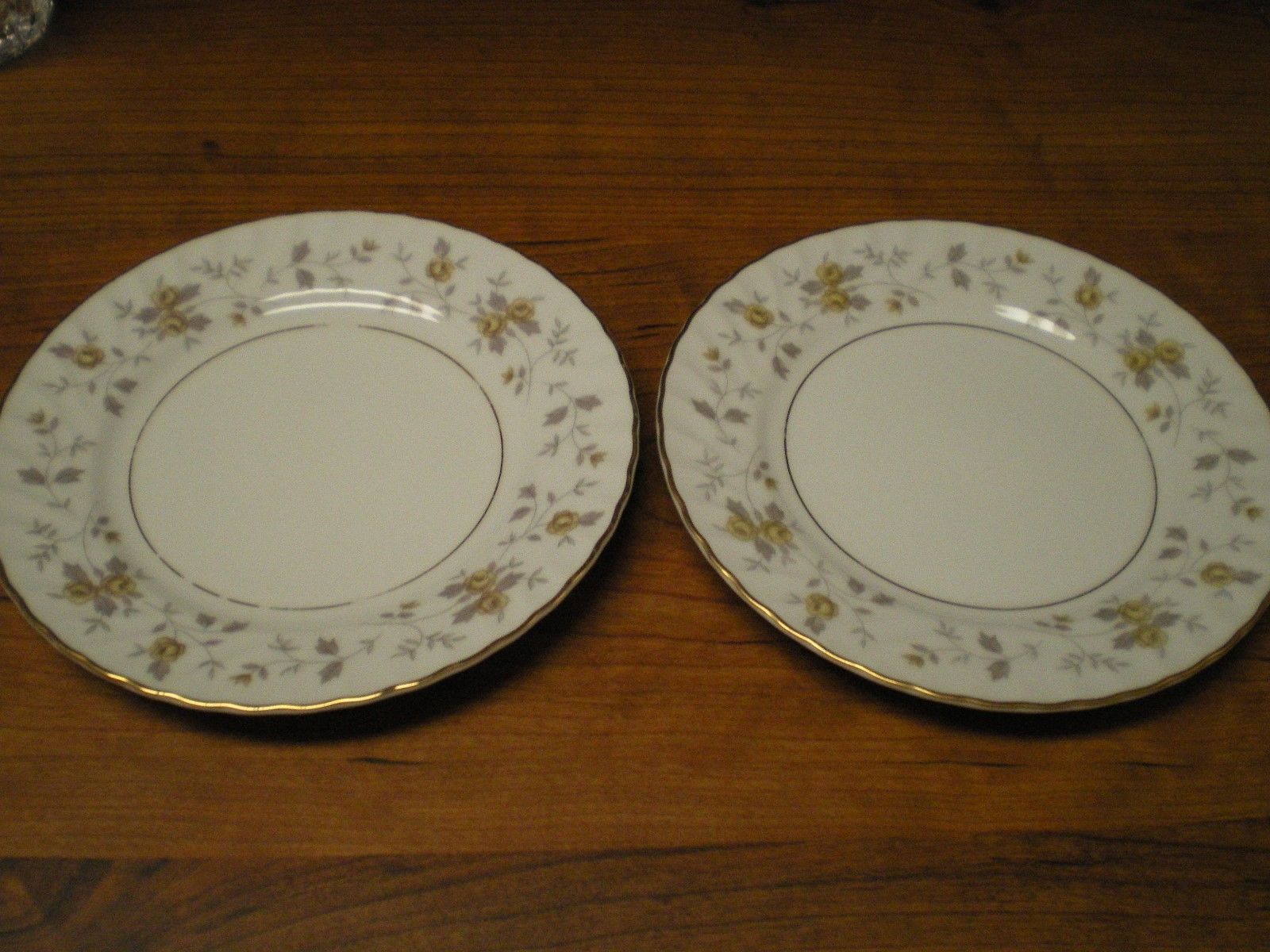 2 MIKASA LUCILE 218 SIDE PLATES~~~htf these~~ - $5.95