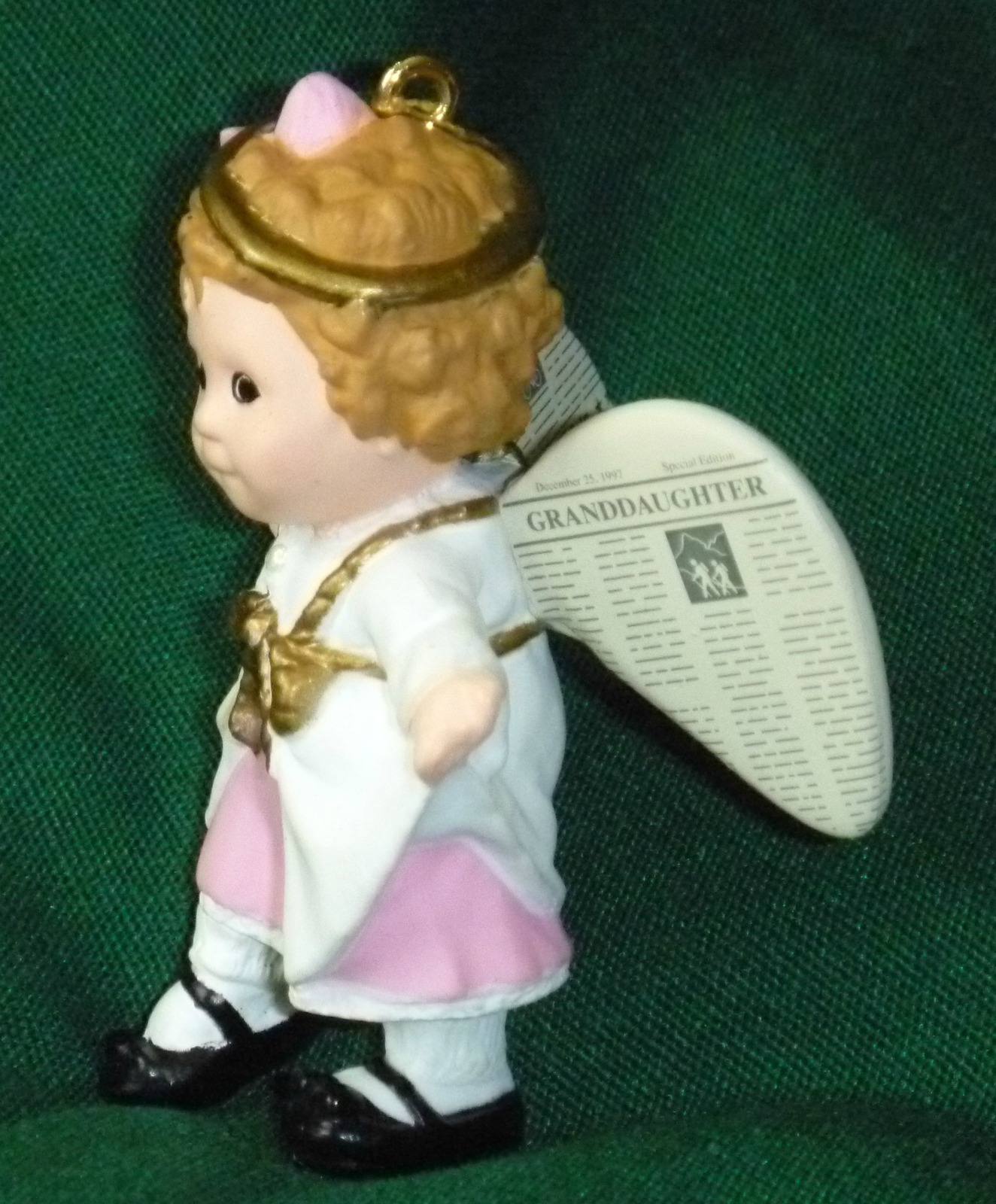 Christmas Granddaughter Hallmark Keepsake Ornament 1997 Ornaments